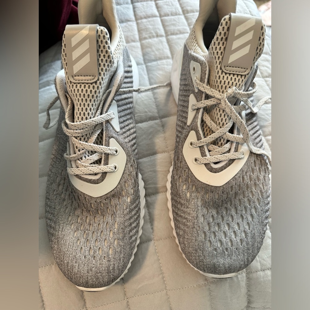 Adidas Men’s Alphabounce shoes